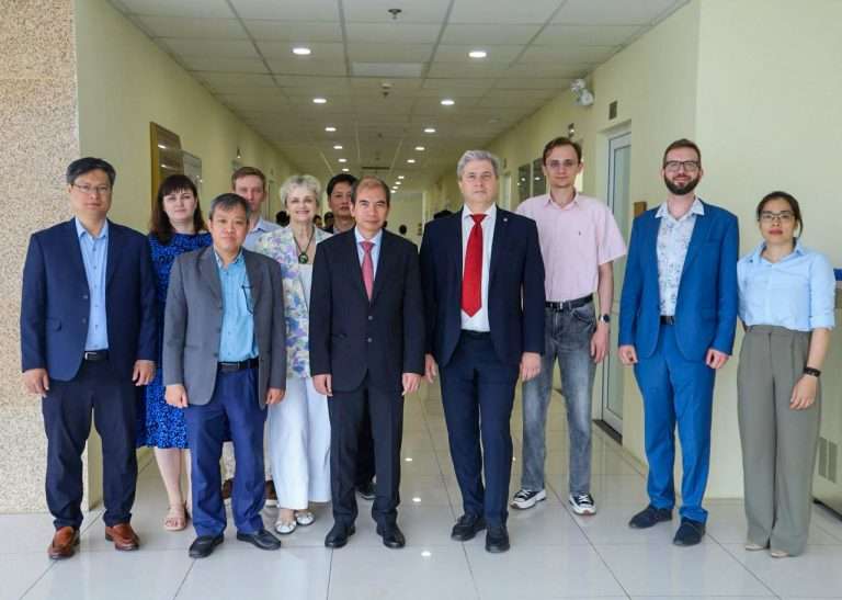 1-Hanoi1