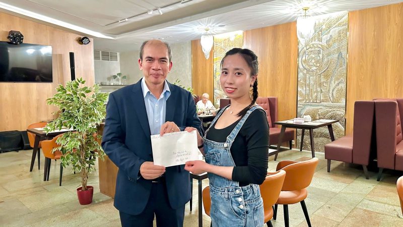 Gặp gỡ Đoàn Phó Chủ tịch VAST với các nhà khoa học Việt Nam tại JINR
