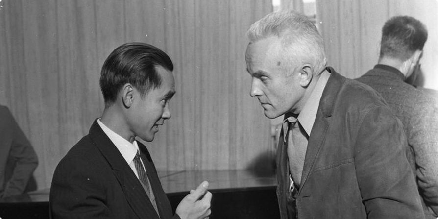 GS. Nguyễn Đình Tứ và GS. A. Khrynkevich